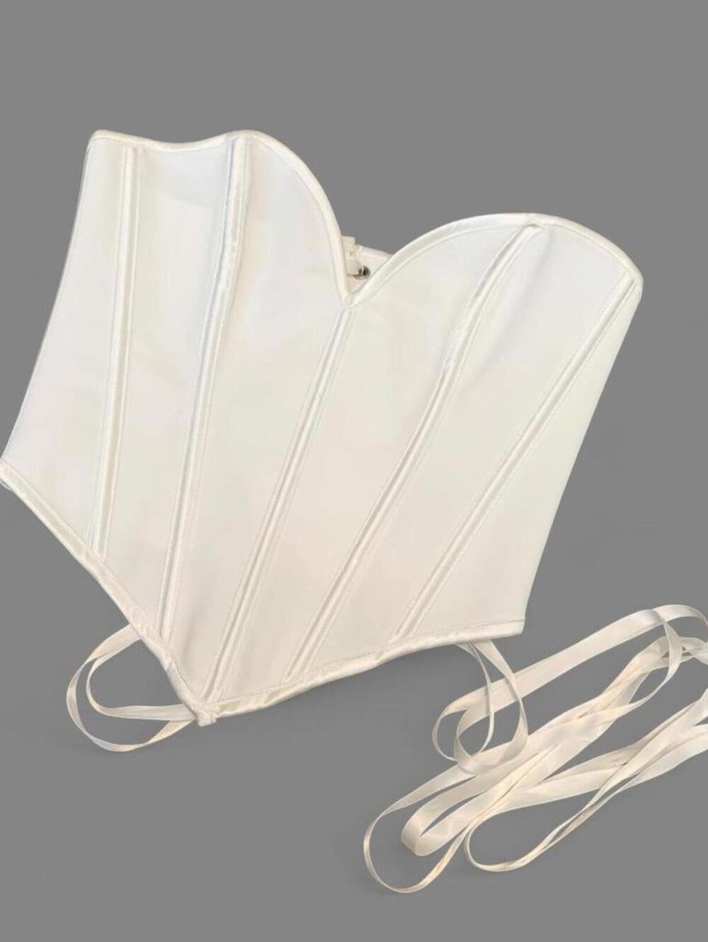 Heart shaped boned lace up corset, size xs